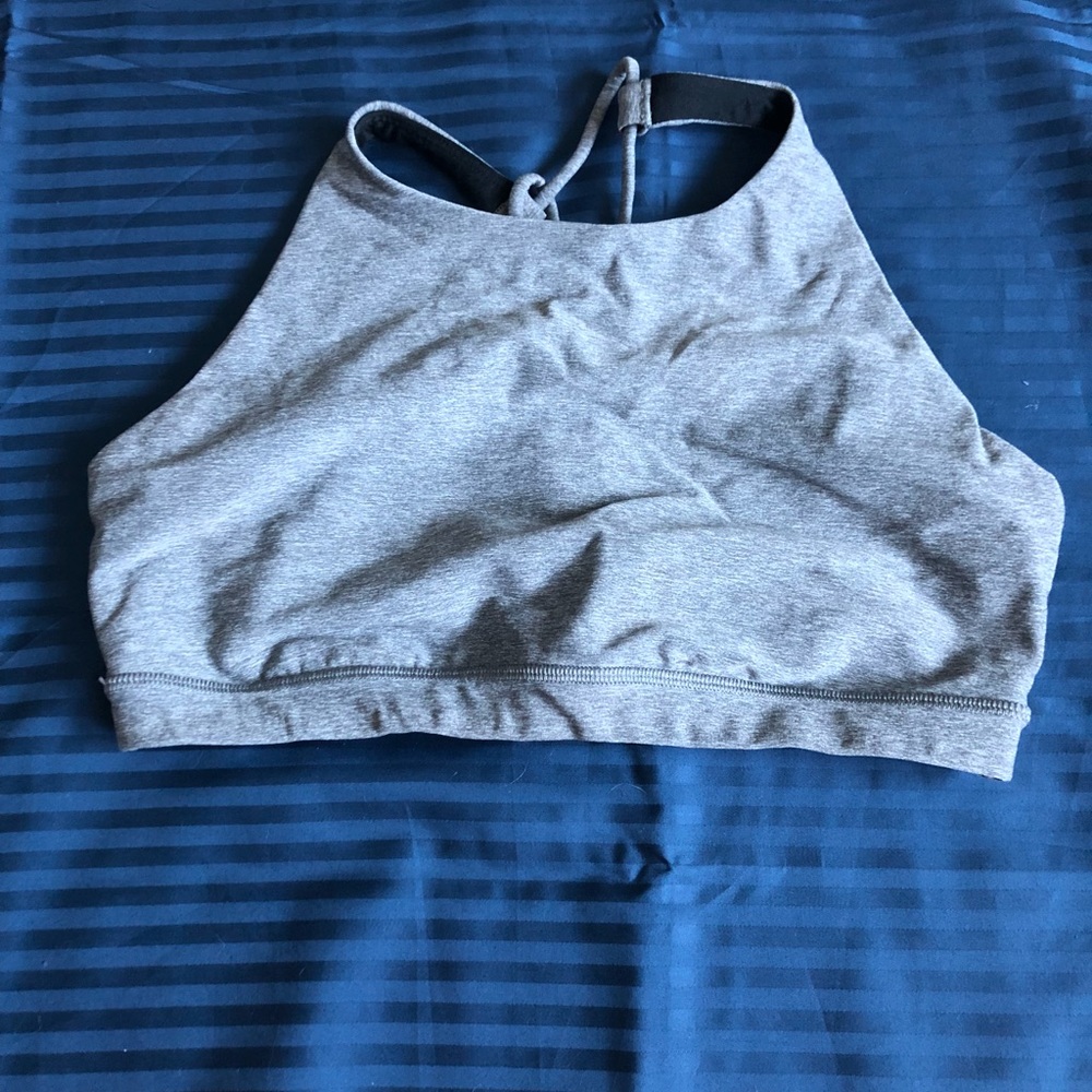 Lululemon trinity bra size 6